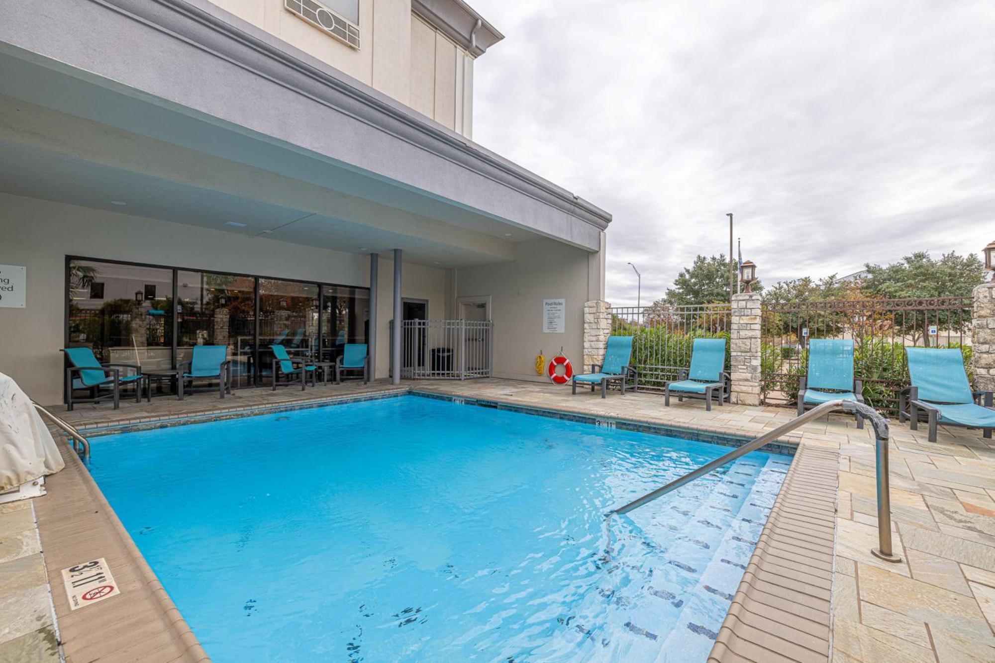 Holiday Inn Express & Suites College Station By Ihg Zewnętrze zdjęcie